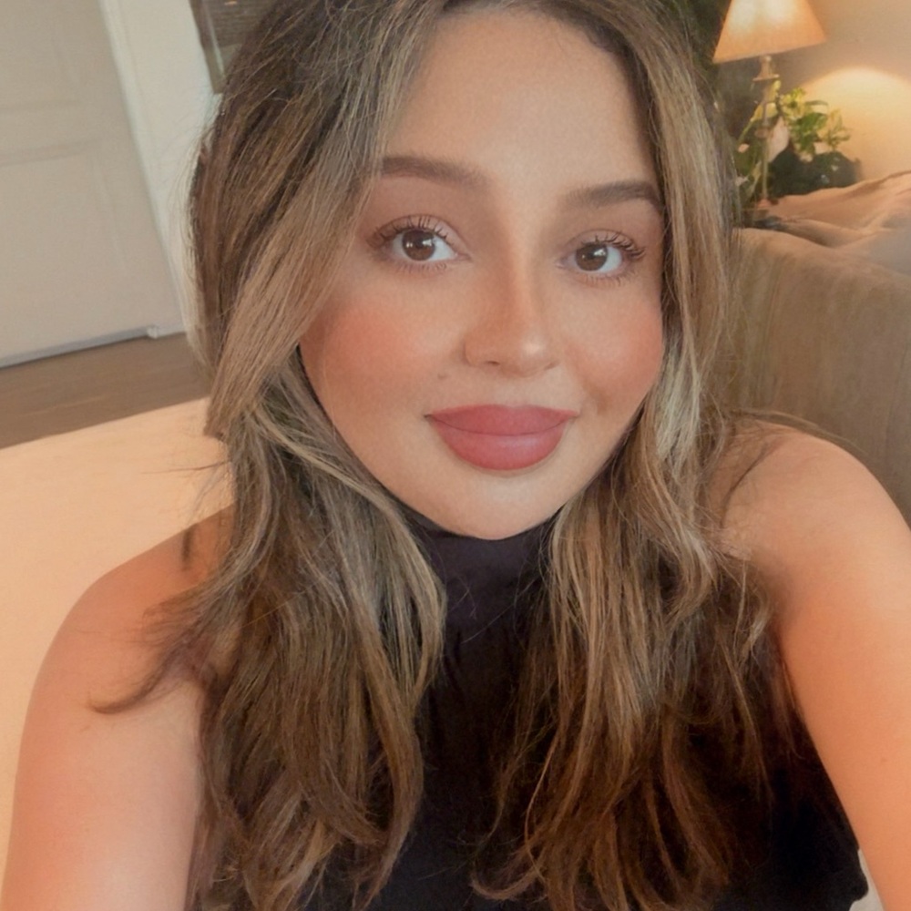 Meet your Poshmarker!